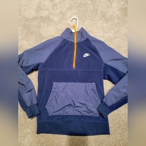 Nike pullover